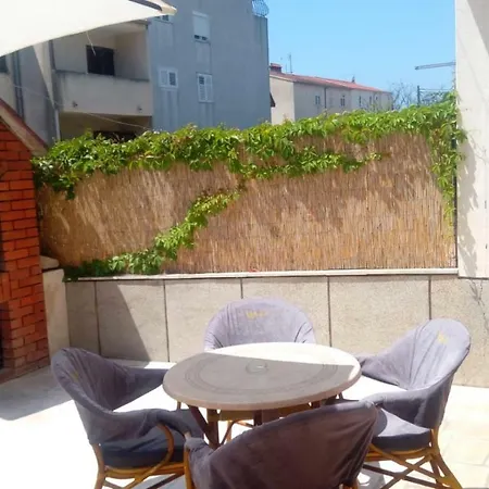 Apartment Happy *